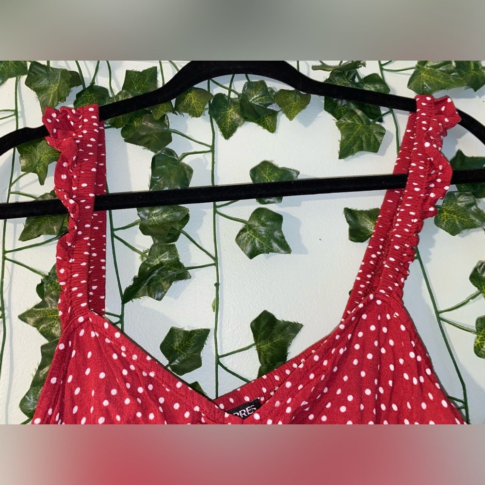 Red Express top - Picture 4 of 4